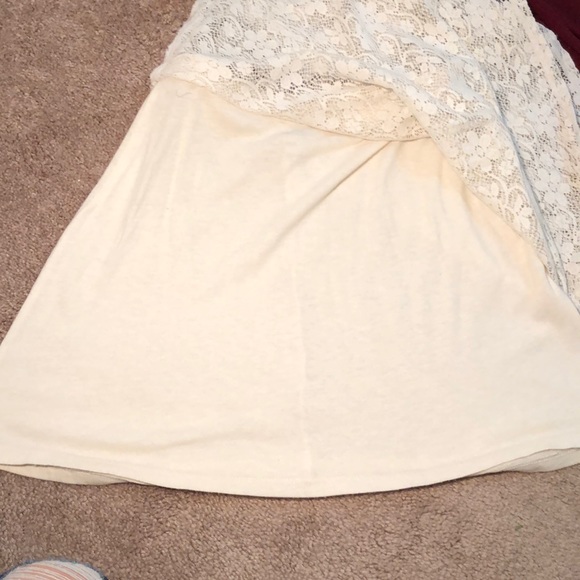 Lace Beige Skirt - Picture 3 of 5
